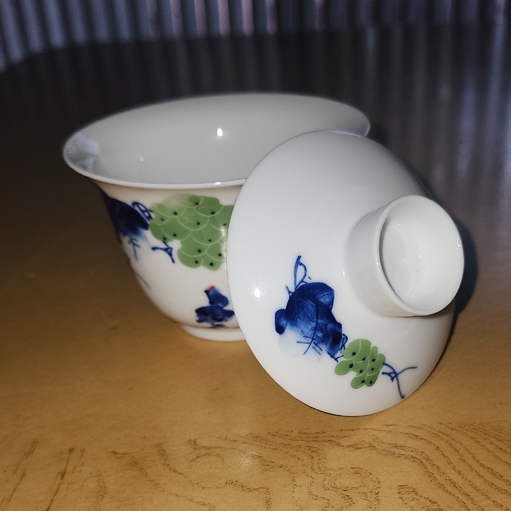 Authentic RL Jingdezhen Porcelain Gaiwan - Traditional Chinese Tea Steeper - Picture 3 of 4